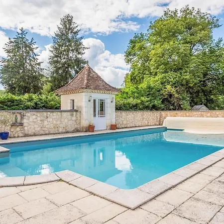 Beautiful French Villa, Sleeps 8, Private Pool & Starlink Wifi Сasa de vacaciones *