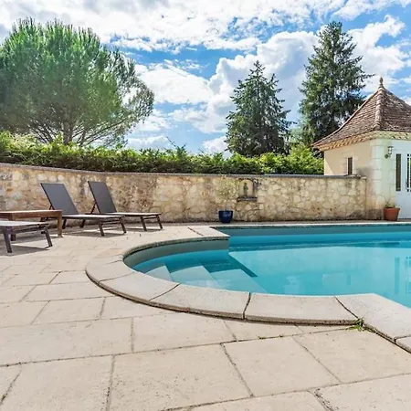 Сasa de vacaciones Beautiful French Villa, Sleeps 8, Private Pool & Starlink Wifi Bourdeilles