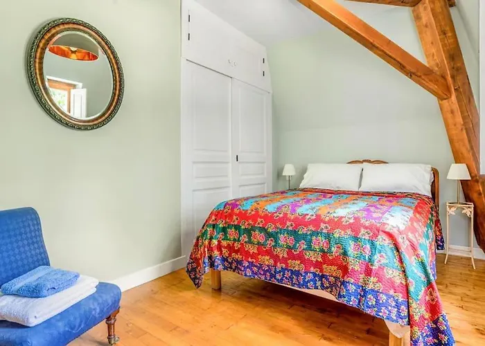 Beautiful French Villa, Sleeps 8, Private Pool & Starlink Wifi * Bourdeilles